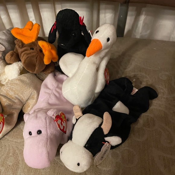 TY RETIRED BEANIE BABIES LOT OF 8 MINT WITH TAGS Gracie Swan,Fleece, Ants & More - Picture 3 of 6